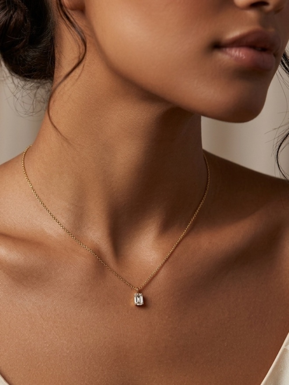 Minimalist 18K Gold plated Necklace with Diamond CZ Pendant